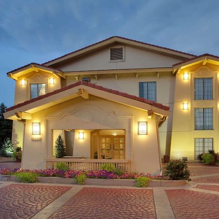 La Quinta Inn By Wyndham Denver Central Екстериор снимка